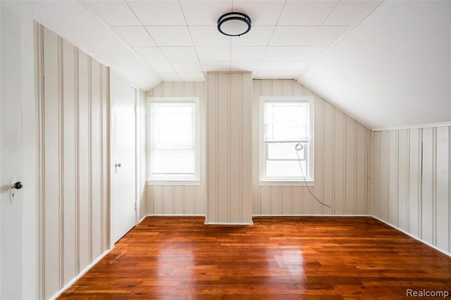 15605 Veronica Avenue, Eastpointe, MI 48021
