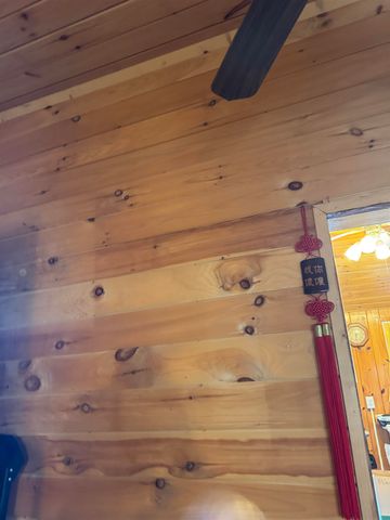 35 Hammond Shore Road, Franklin, VT 05457