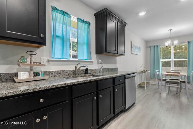 14077 Fox Hill Drive, Gulfport, MS 39503