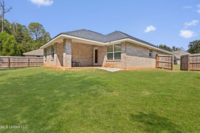 14077 Fox Hill Drive, Gulfport, MS 39503