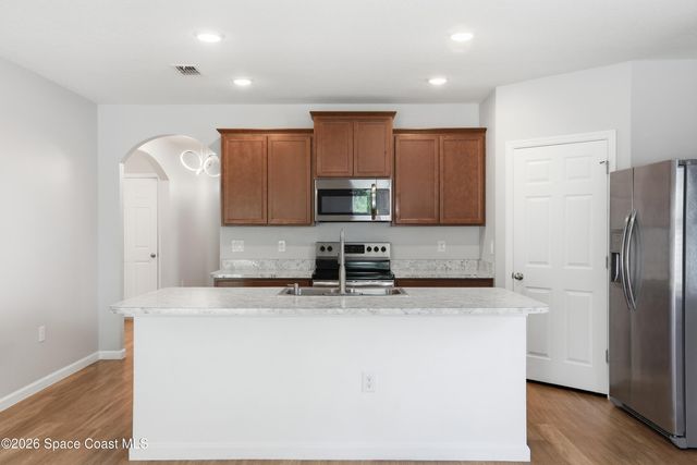 270 De Castro Avenue SE, Palm Bay, FL 32909