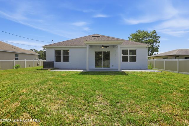270 De Castro Avenue SE, Palm Bay, FL 32909