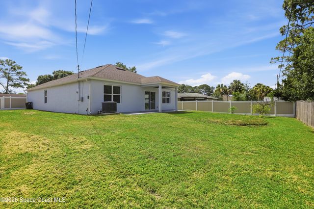 270 De Castro Avenue SE, Palm Bay, FL 32909