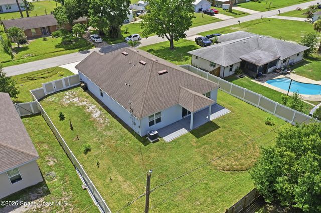 270 De Castro Avenue SE, Palm Bay, FL 32909