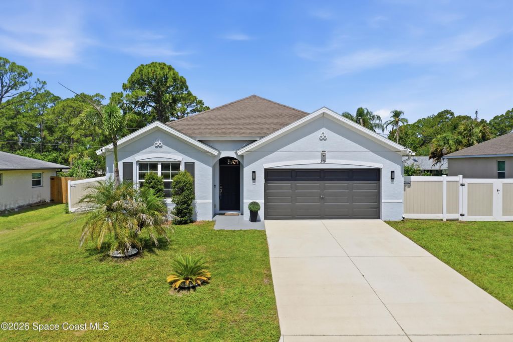 270 De Castro Avenue SE, Palm Bay, FL 32909
