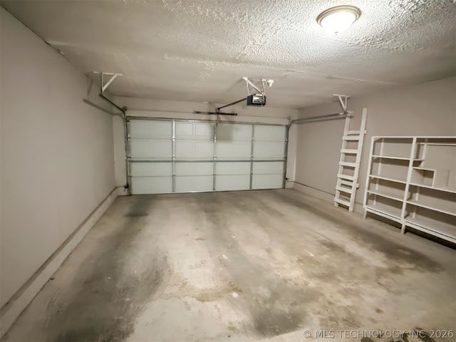 9135 S 91st East Avenue, Tulsa, OK 74133