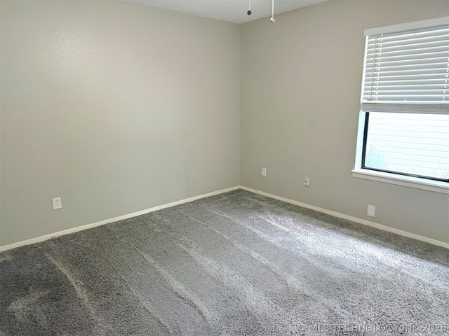 9135 S 91st East Avenue, Tulsa, OK 74133