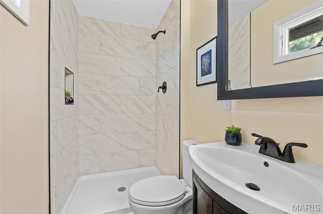 19 Ruth Ann Drive, Godfrey, IL 62035