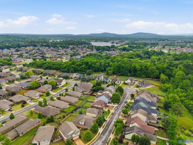 309 Acorn Grove Lane, Huntsville, AL 35824