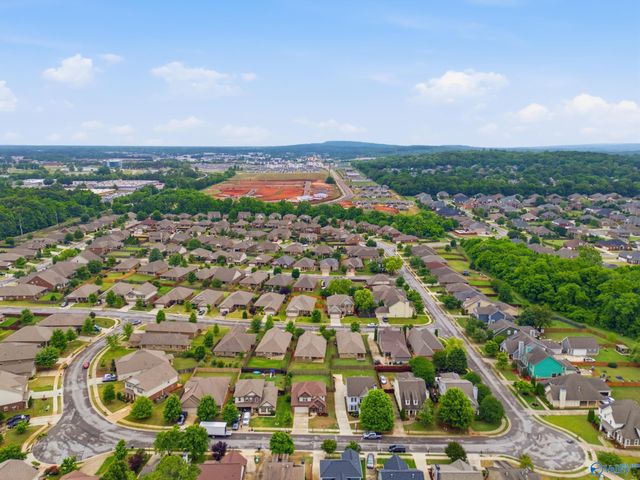 309 Acorn Grove Lane, Huntsville, AL 35824