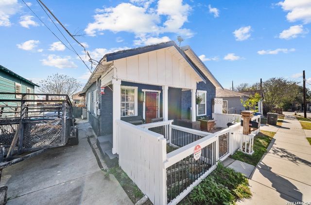 226 Aztec, San Antonio, TX 78207