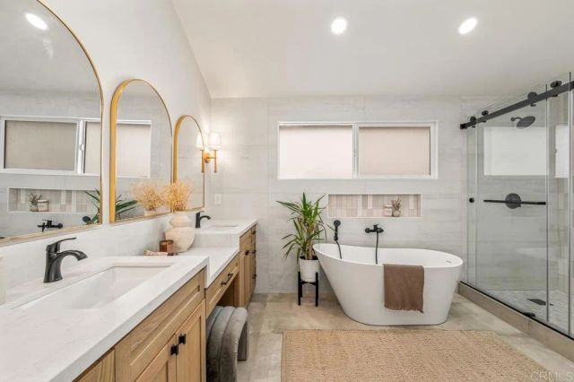 4860 Park Drive, Carlsbad, CA 92008