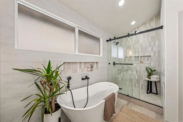 4860 Park Drive, Carlsbad, CA 92008