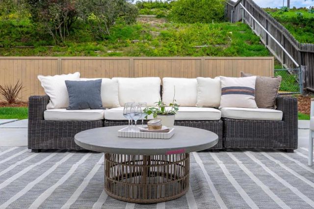 4860 Park Drive, Carlsbad, CA 92008