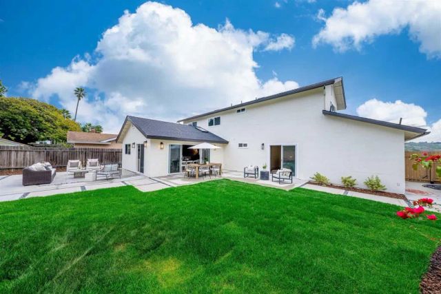 4860 Park Drive, Carlsbad, CA 92008