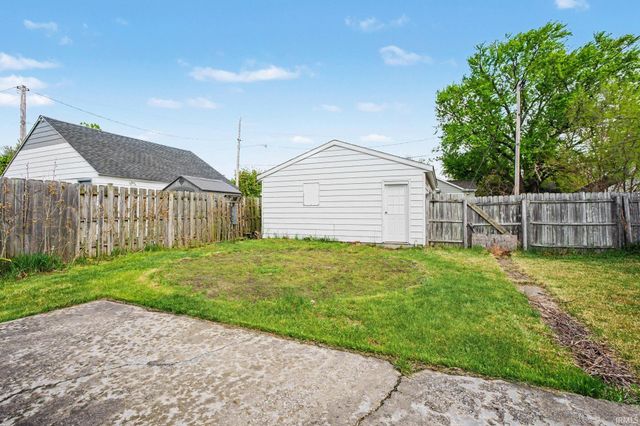 118 Stanley Street, Mishawaka, IN 46545