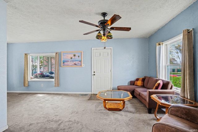 118 Stanley Street, Mishawaka, IN 46545