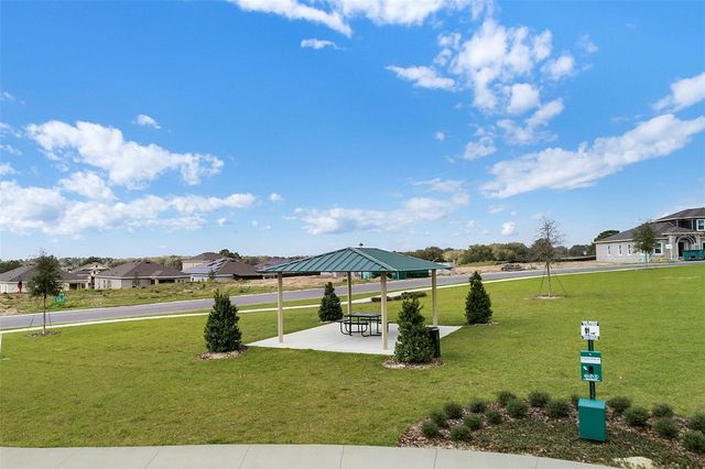 189 LUXMORE ROAD, Groveland, FL 34736