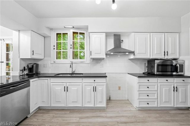 14316 Ashwood Road, Shaker Heights, OH 44120