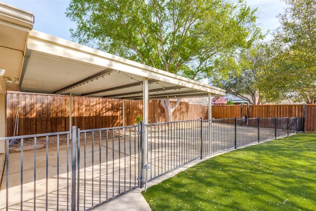 1421 Santa Fe Trail, Carrollton, TX 75007