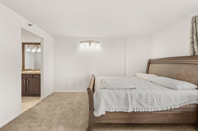 3525 Sage Road 1204, Houston, TX 77056