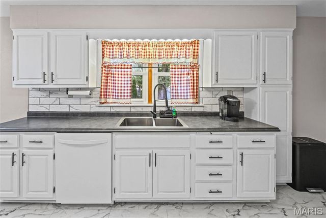 1604 Garfield Avenue, Granite City, IL 62040