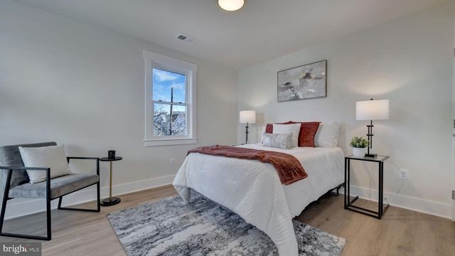 5543 CENTRAL AVE SE, Washington, DC 20019