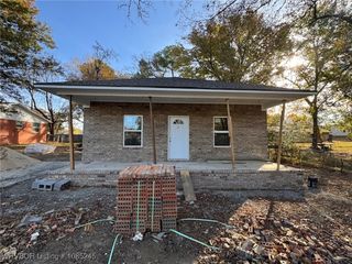 503 S Dogwood Street, Muldrow, OK 74948