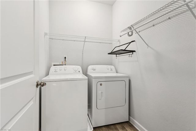 100 Wineberry WAY, Yorktown, VA 23692