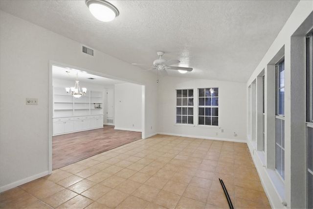4417 Omalley Dr, Corpus Christi, TX 78413