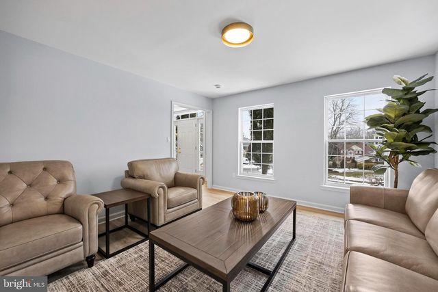 3696 WERTZ DR, Woodbridge, VA 22193