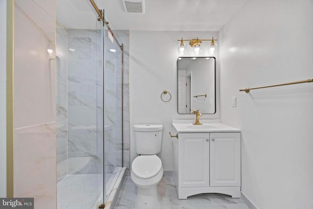 3696 WERTZ DR, Woodbridge, VA 22193