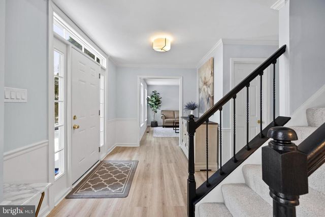 3696 WERTZ DR, Woodbridge, VA 22193