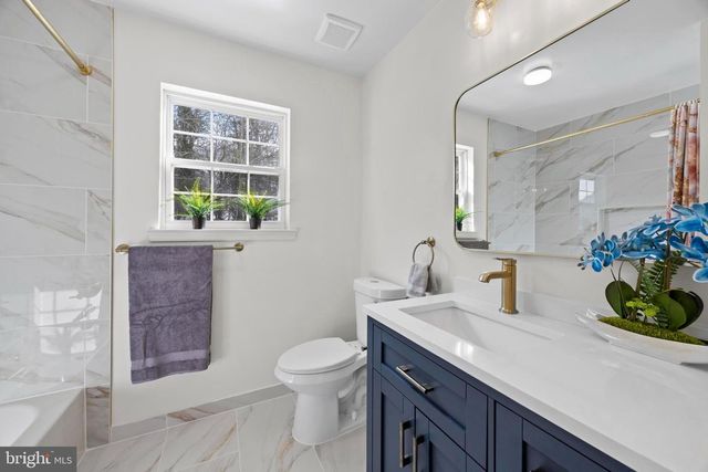 3696 WERTZ DR, Woodbridge, VA 22193