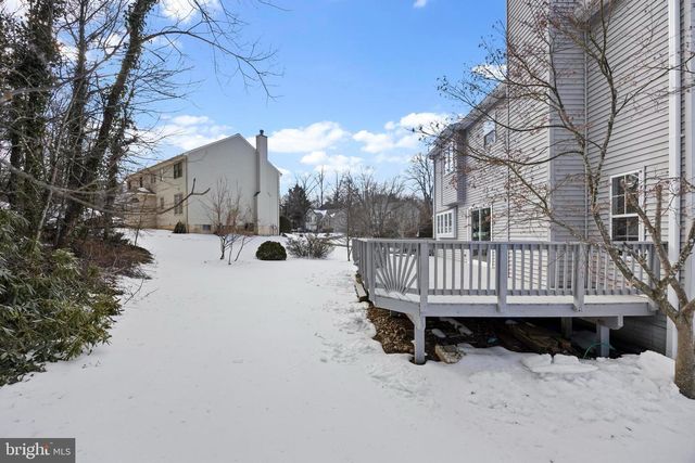 3696 WERTZ DR, Woodbridge, VA 22193