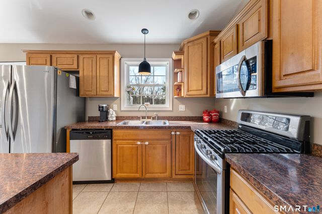 523 Danielle Way, Killingly, CT 06241