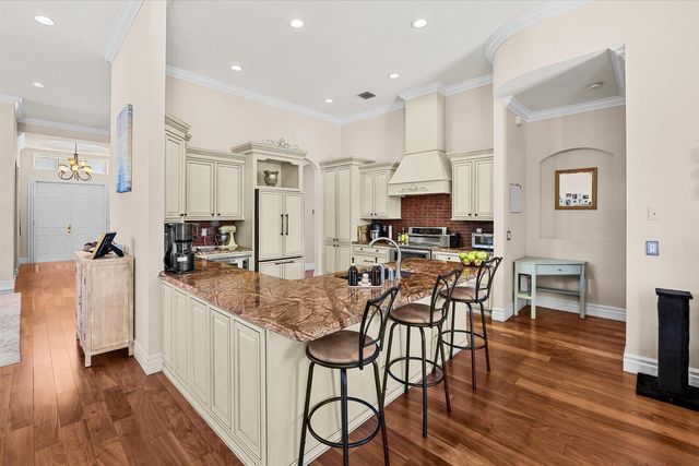 910 SW Lost River Shores Drive, Stuart, FL 34997