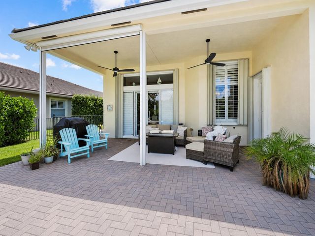 910 SW Lost River Shores Drive, Stuart, FL 34997