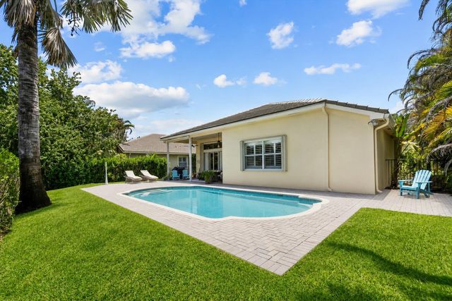 910 SW Lost River Shores Drive, Stuart, FL 34997