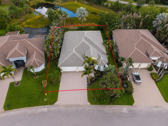 910 SW Lost River Shores Drive, Stuart, FL 34997