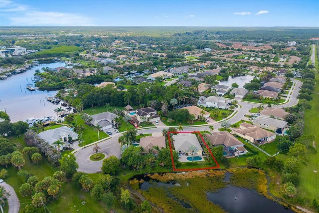 910 SW Lost River Shores Drive, Stuart, FL 34997
