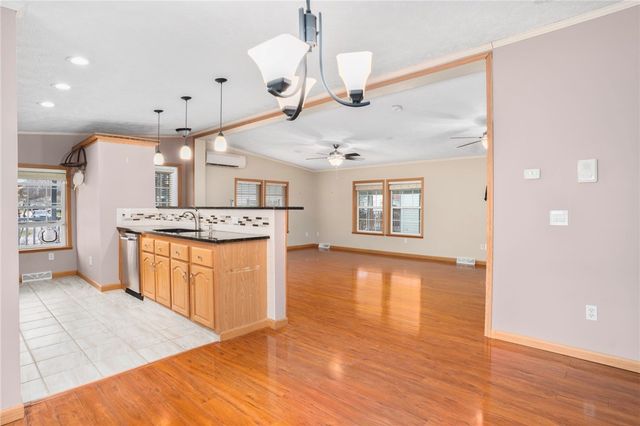 3 Blackbird Street, Tiverton, RI 02878