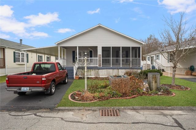 3 Blackbird Street, Tiverton, RI 02878