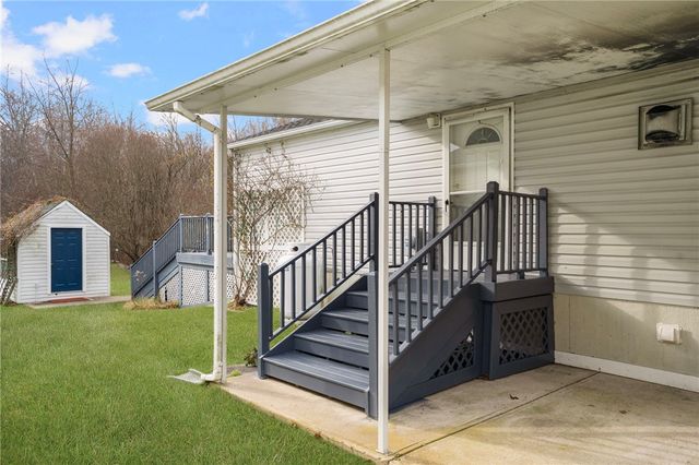 3 Blackbird Street, Tiverton, RI 02878