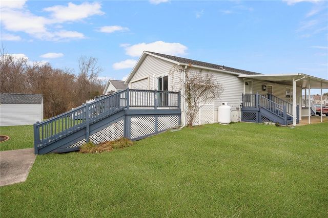 3 Blackbird Street, Tiverton, RI 02878