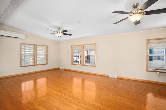 3 Blackbird Street, Tiverton, RI 02878