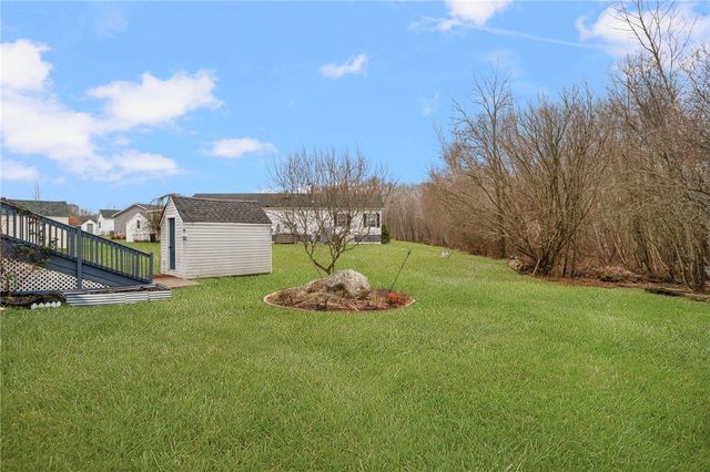 3 Blackbird Street, Tiverton, RI 02878