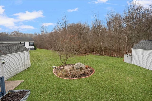 3 Blackbird Street, Tiverton, RI 02878