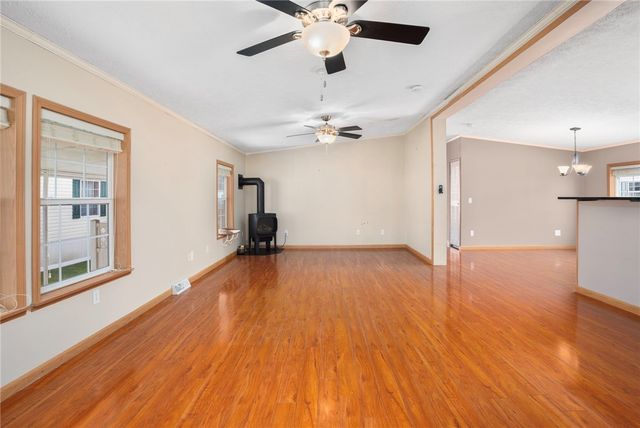 3 Blackbird Street, Tiverton, RI 02878