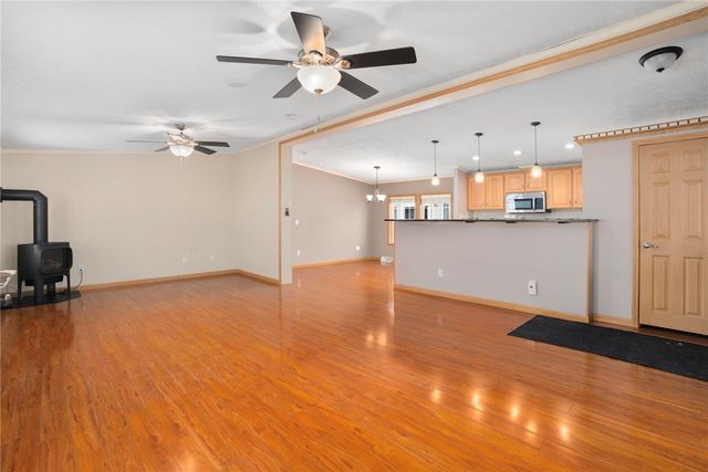 3 Blackbird Street, Tiverton, RI 02878